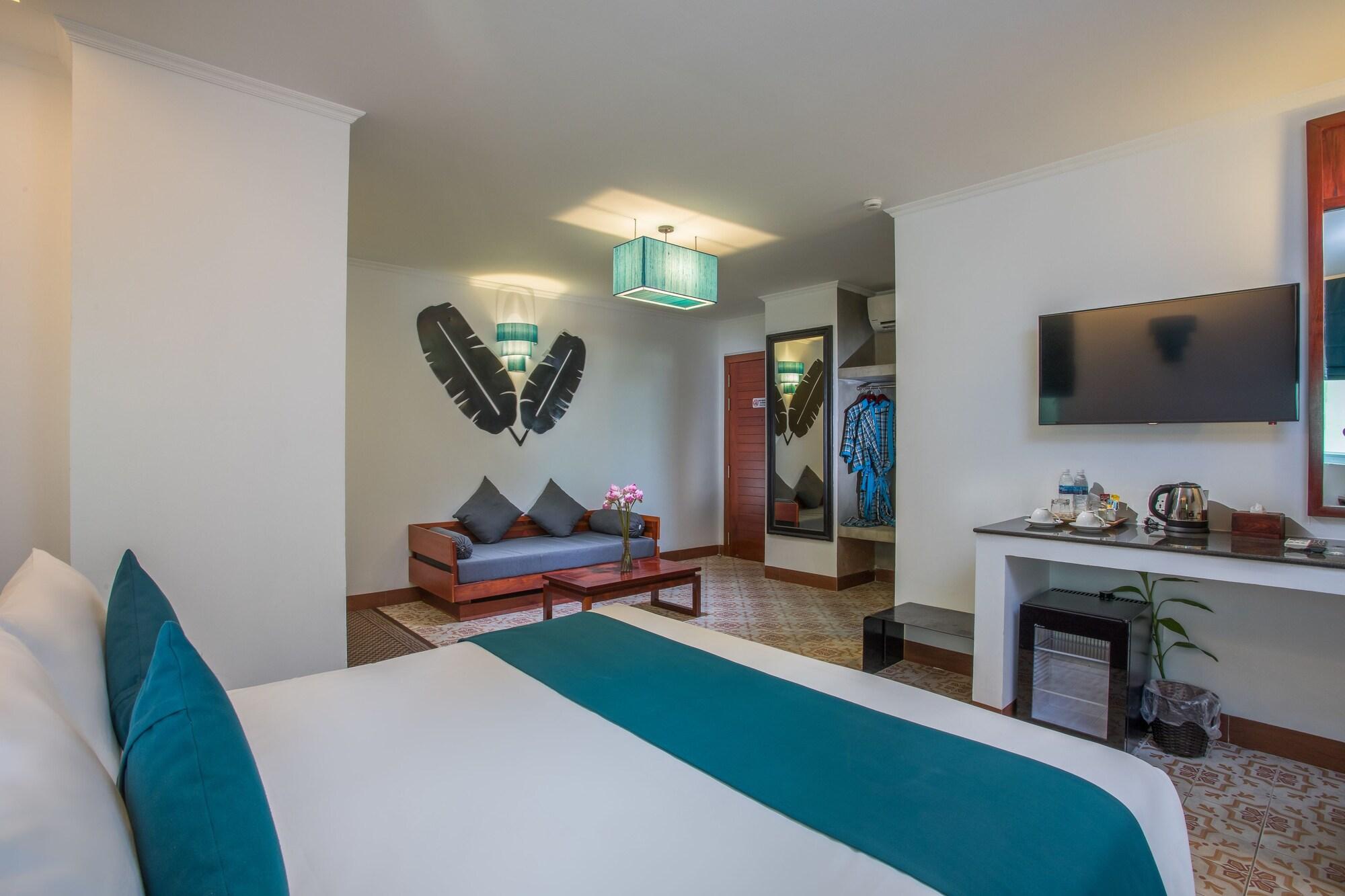 V Hotel Phnom Penh Bagian luar foto